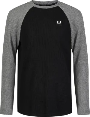 Under Armour Boys' Outdoor Long Sleeve Tee, Stylish Crew Neckline, Cute Full Fit