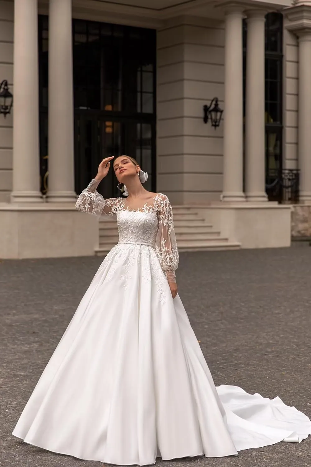 Wedding Dresses for Bride 2025 Long Sleeve Lace Appliques Elegant Bridal Gowns for Women
